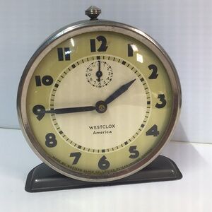 Vintage Style Clock  metal RD 1932 Made in Canada old metal alarm clock wind up